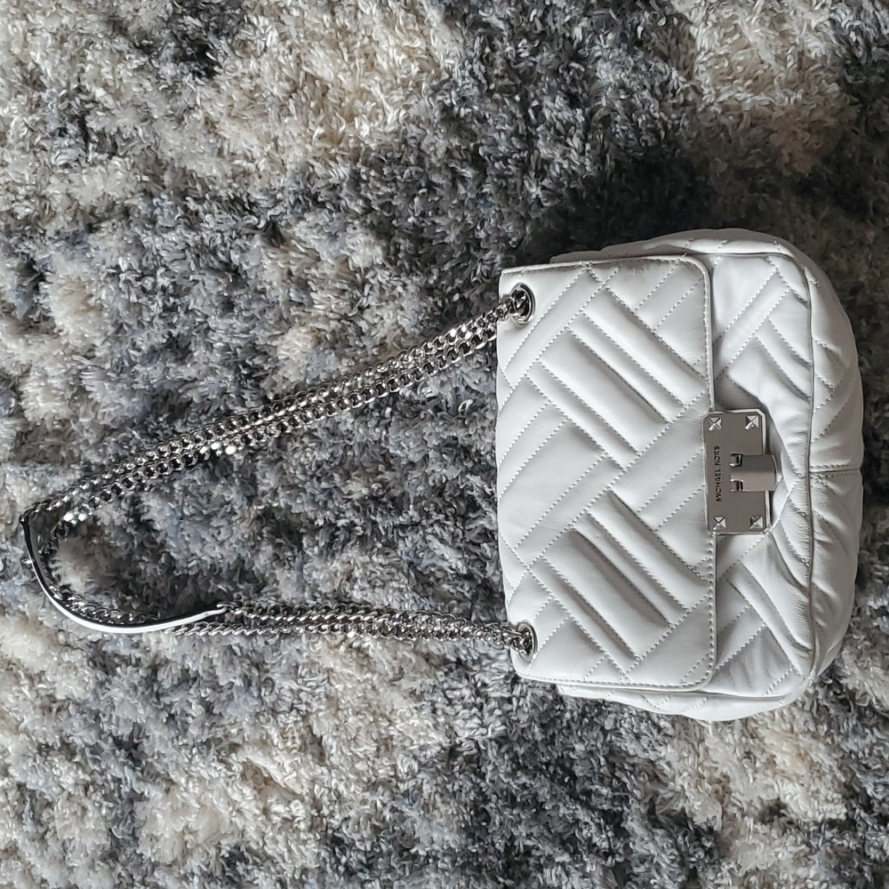 Like New Michael Kors bag